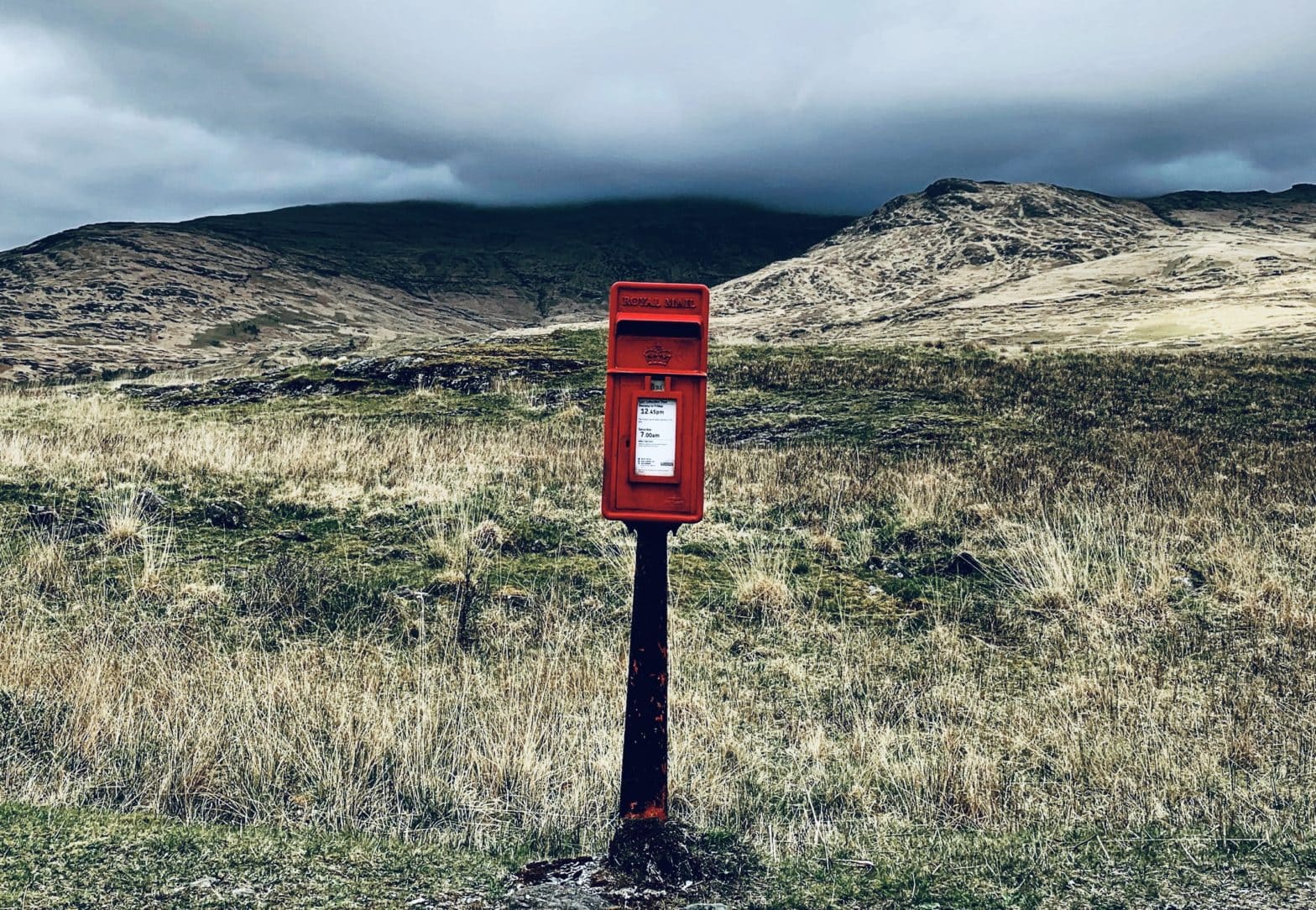 Einsamer Briefkasten in Schottland